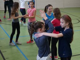 14 Befreiung aus dem Wuergegriff